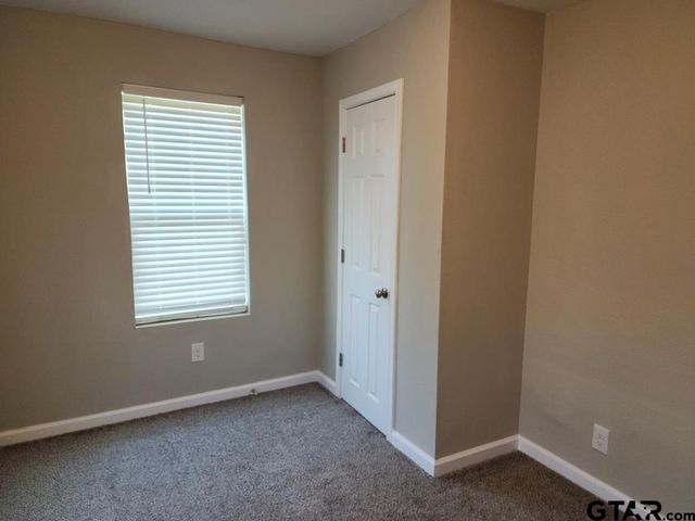 402 W. Carolina St, Palestine, TX 75803