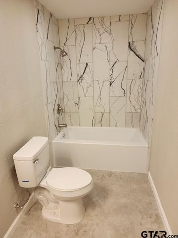 402 W. Carolina St, Palestine, TX 75803