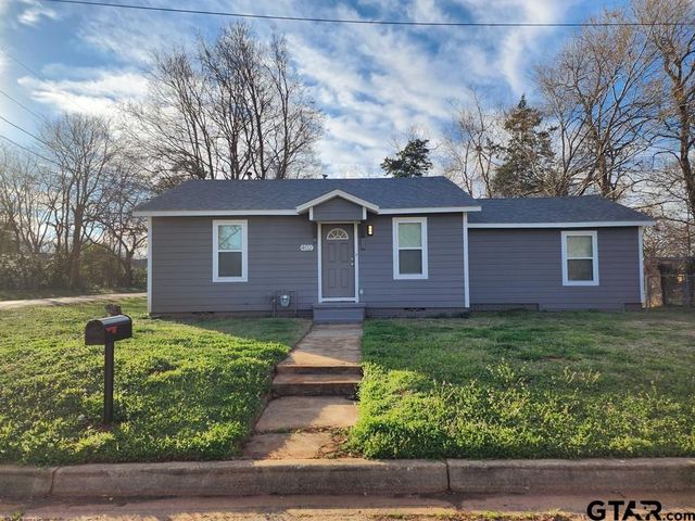 402 W. Carolina St, Palestine, TX 75803