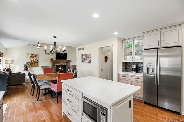 6846 Williamsbury Circle, Independence Charter Township, MI 48348