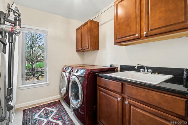6846 Williamsbury Circle, Independence Charter Township, MI 48348