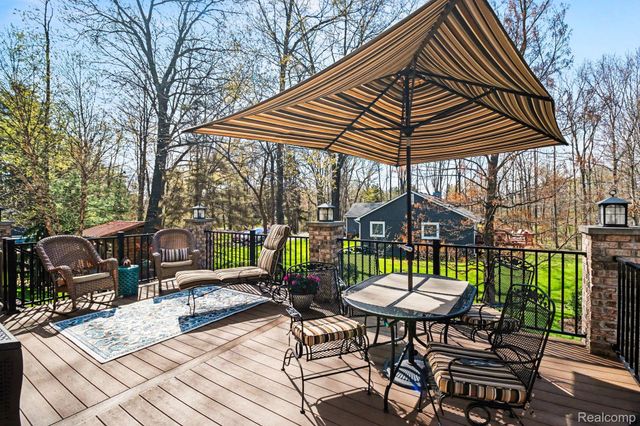 6846 Williamsbury Circle, Independence Charter Township, MI 48348