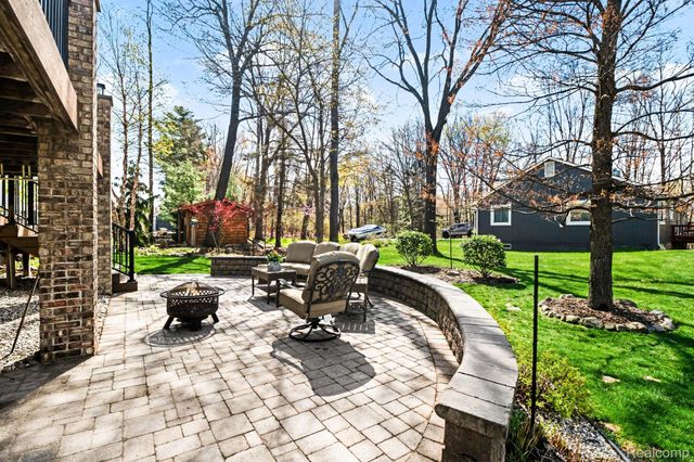 6846 Williamsbury Circle, Independence Charter Township, MI 48348