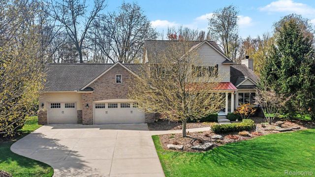 6846 Williamsbury Circle, Independence Charter Township, MI 48348