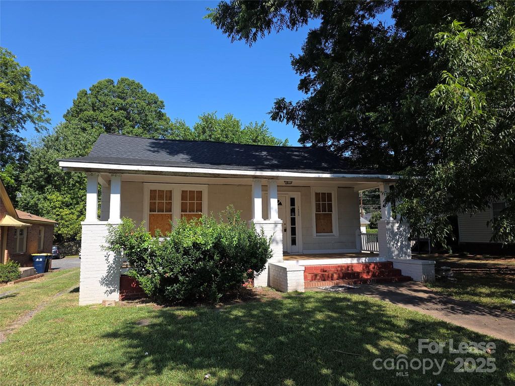 1323 The Plaza None, Charlotte, NC 28205