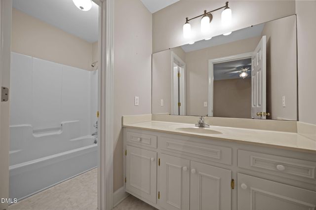 6216 Acorn Ridge Trail, Hillsborough, NC 27278