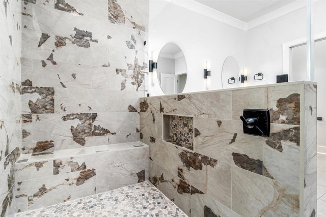 8 Acambaro Place, Hot Springs Village, AR 71909