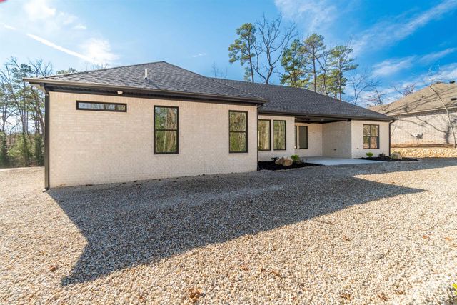 8 Acambaro Place, Hot Springs Village, AR 71909