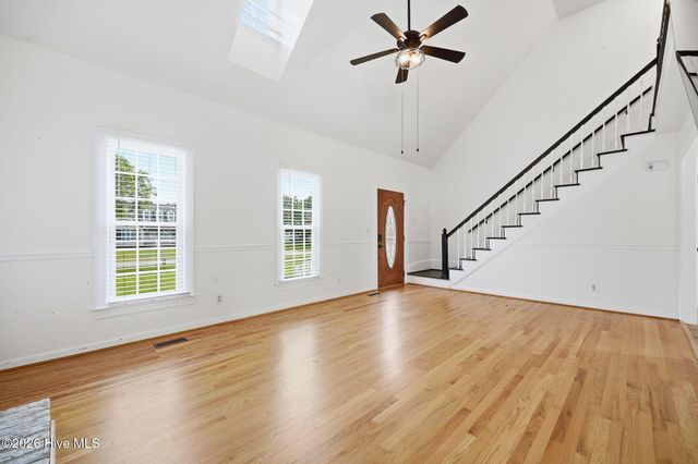 949 Teakwood Drive, Greenville, NC 27834