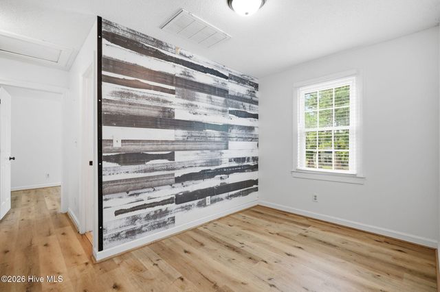 949 Teakwood Drive, Greenville, NC 27834