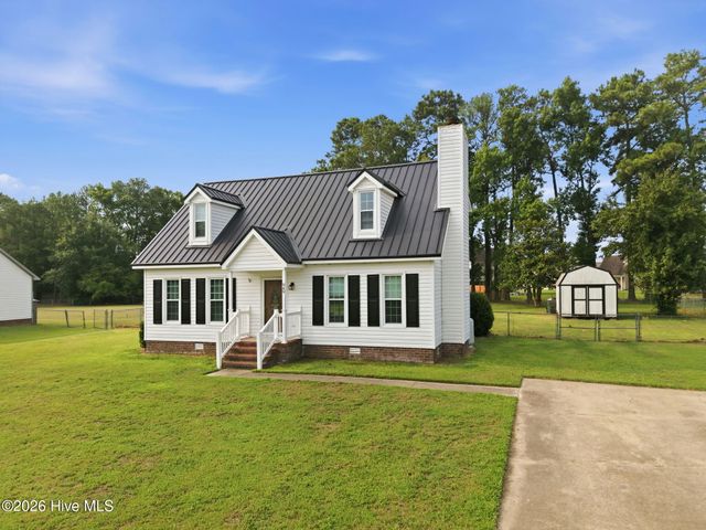949 Teakwood Drive, Greenville, NC 27834