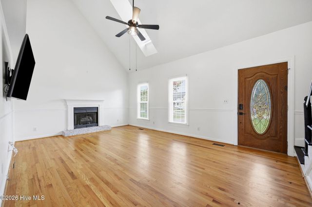 949 Teakwood Drive, Greenville, NC 27834
