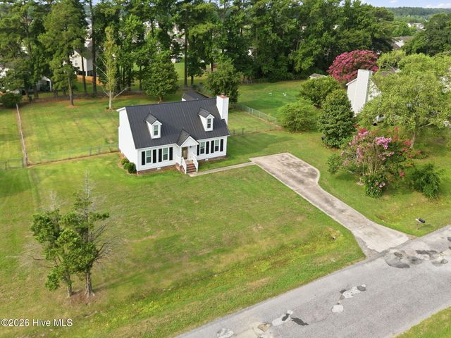 949 Teakwood Drive, Greenville, NC 27834
