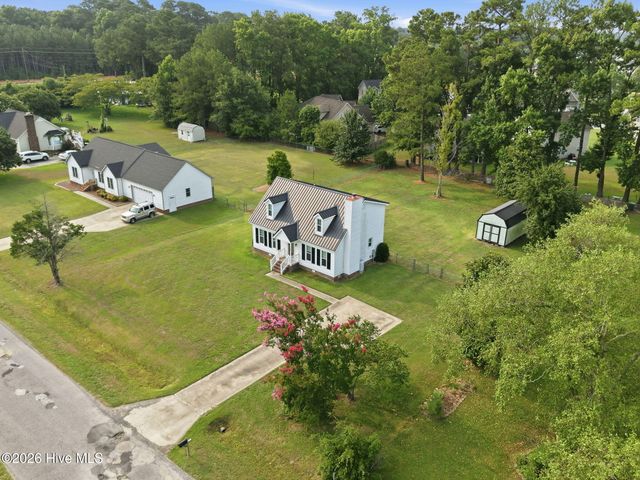 949 Teakwood Drive, Greenville, NC 27834