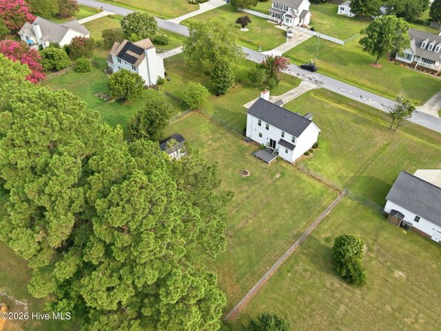 949 Teakwood Drive, Greenville, NC 27834