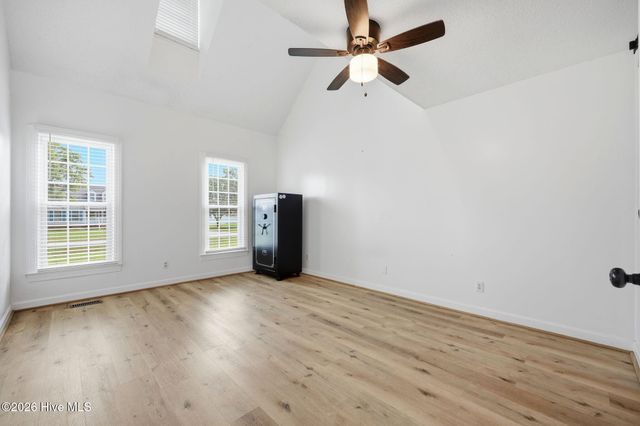 949 Teakwood Drive, Greenville, NC 27834