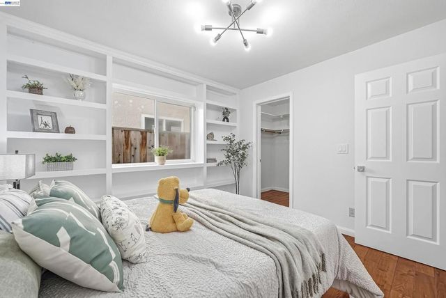 280 Summerford Cir, San Ramon, CA 94583
