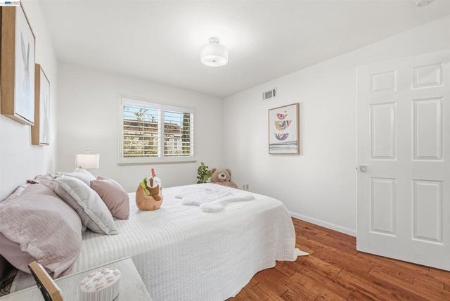 280 Summerford Cir, San Ramon, CA 94583