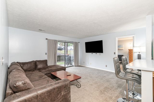 64 View Terrace Drive, 1, Southgate, KY 41071