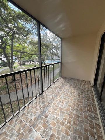 202 Foxtail Drive B2, Greenacres, FL 33415