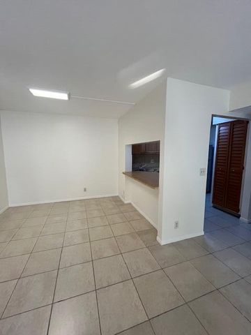 202 Foxtail Drive B2, Greenacres, FL 33415