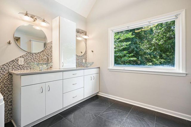 5819 Fairwood Walk, Acworth, GA 30101