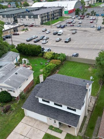 20350 Alderton Street, Detroit, MI 48219
