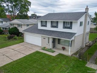 20350 Alderton Street, Detroit, MI 48219