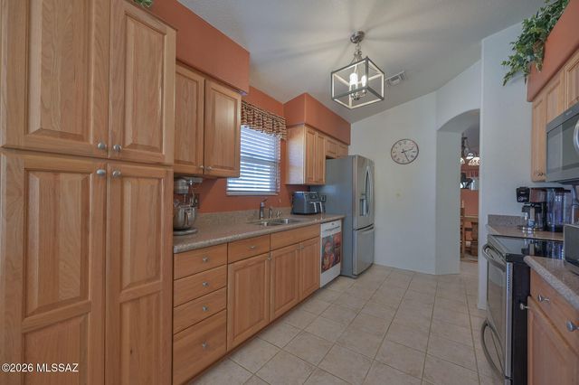 12718 N Blue Sage Drive, Marana, AZ 85658