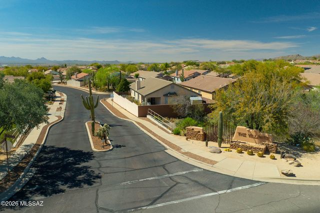12718 N Blue Sage Drive, Marana, AZ 85658