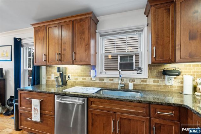 817 7th Street A, Secaucus, NJ 07094