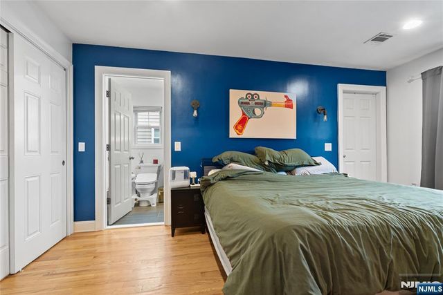 817 7th Street A, Secaucus, NJ 07094