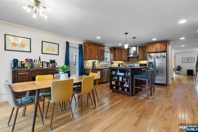 817 7th Street A, Secaucus, NJ 07094