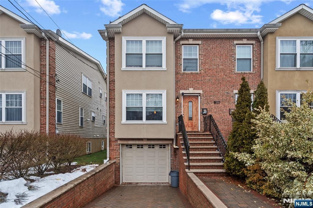 817 7th Street A, Secaucus, NJ 07094