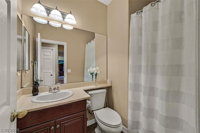7630 Port Orchard Avenue, Las Vegas, NV 89113