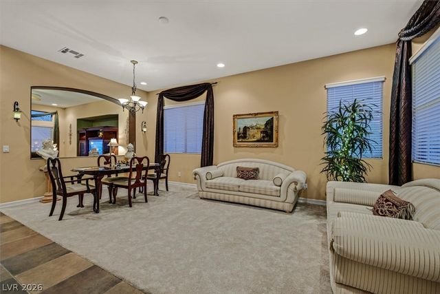 7630 Port Orchard Avenue, Las Vegas, NV 89113