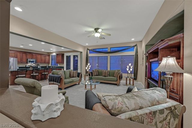 7630 Port Orchard Avenue, Las Vegas, NV 89113