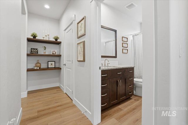 11700 W San Remo Dr., Nampa, ID 83686