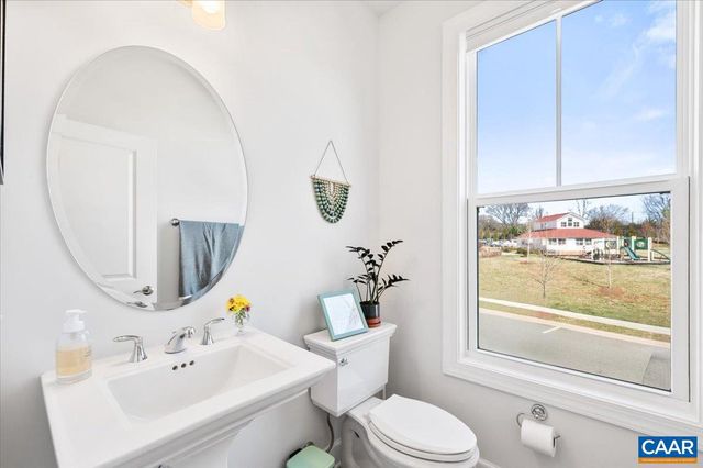 5963 MCCOMB ST, Crozet, VA 22932