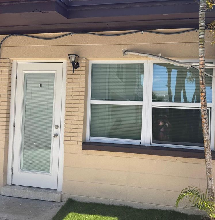 619 73RD AVENUE 1, St Petersburg, FL 33706