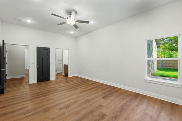 116 S Byron, Wichita, KS 67209