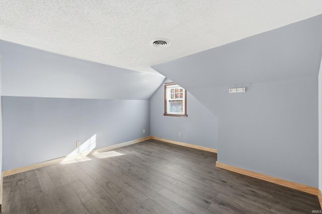 5830 Breconshire Drive, Fort Wayne, IN 46804