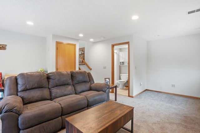 15286 81st Court NE, Elk River, MN 55330