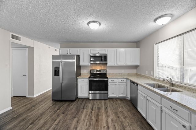 2011 Lavon Creek Lane, Arlington, TX 76006