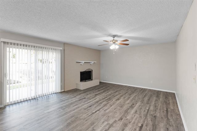 2011 Lavon Creek Lane, Arlington, TX 76006