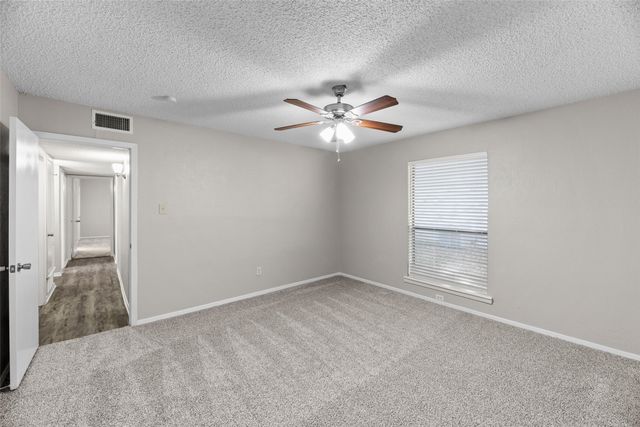 2011 Lavon Creek Lane, Arlington, TX 76006