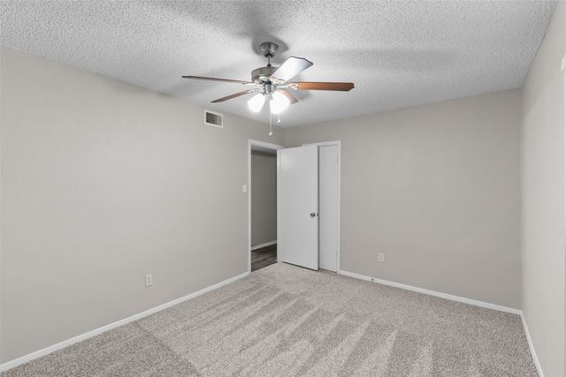 2011 Lavon Creek Lane, Arlington, TX 76006