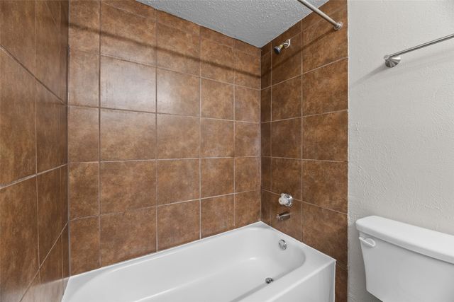 2011 Lavon Creek Lane, Arlington, TX 76006