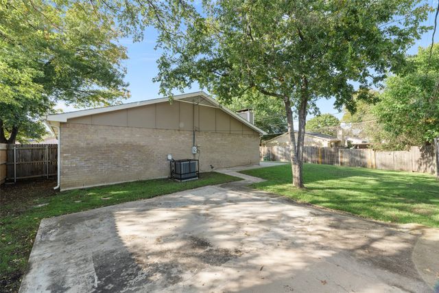 2011 Lavon Creek Lane, Arlington, TX 76006