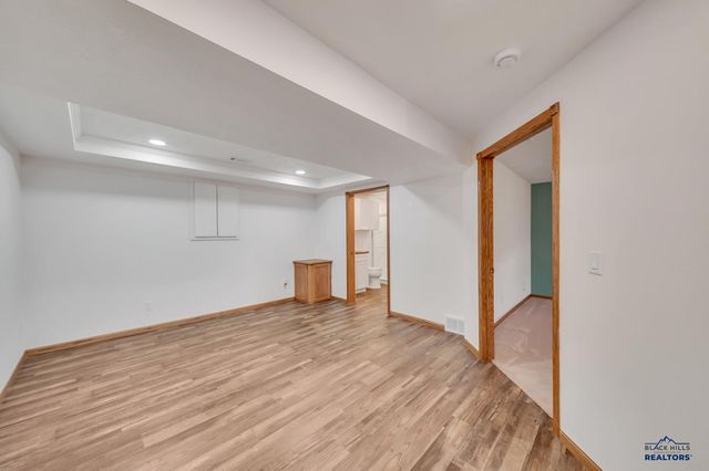 2523 TOMAHAWK DR, Rapid City, SD 57702